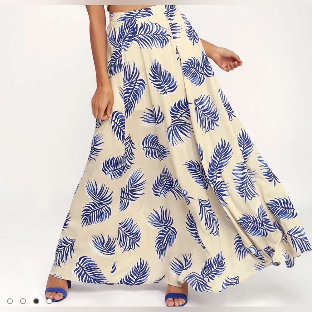 NWT Lulus maxi skirt
